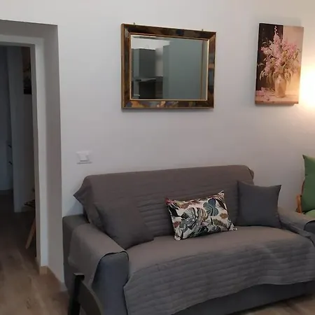 Tourist 35574 Appartement *